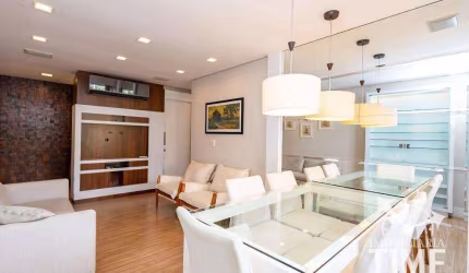 Apartamento com 2 dormitórios à venda, 71 m² por R$ 779.000,00 - Centro Cívico - Curitiba/PR