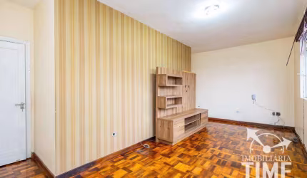 - Apartamento à venda no Alto da XV – 99m², 3 quartos e ótima localização! - Apartamento amplo no Edifício Zulmira, Alto da XV – Perto de tudo! - Edif