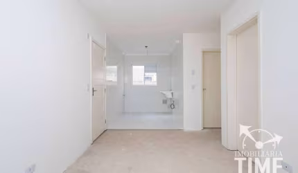 Apartamento em condomínio clube com lazer completo e segurança em Colombo-PR