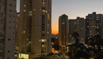 Apartamento no Cristo Rei com 2 quartos - 49 m² - 1 vaga - - Curitiba/PR