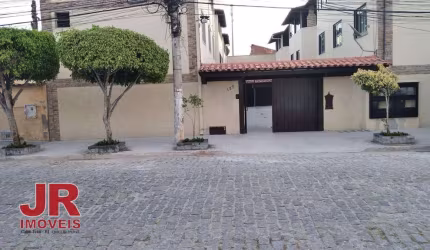 Casa com 3 dormitórios à venda por R$ 550.000 - Jardim Caiçara - Cabo Frio/RJ