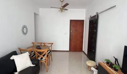 Apartamento com 2 dormitórios à venda, 75 m² por R$ 630.000 - Centro - Cabo Frio/RJ