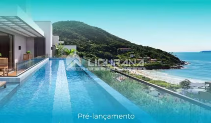Casas de Alto padrão com vista mar na praia de Quatro Ilhas em Bombinhas