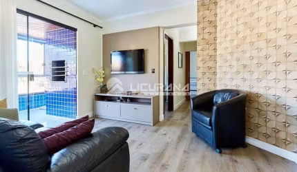 OPORTUNIDADE de investimento - Apartamento na praia do centro de Bombinhas à 150 metros do mar, mobiliado e com garagem.