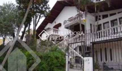 Casa em condomínio fechado com 4 quartos à venda na Rua Araruama, 588, Vila Jardim, Porto Alegre, 903 m2 por R$ 4.000.000