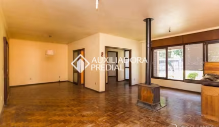 Casa em condomínio fechado com 4 quartos à venda na Rua Tomaz Edison, 127, Santo Antônio, Porto Alegre, 308 m2 por R$ 850.000