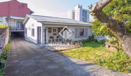 Casa com 4 quartos à venda na Rua São Simão, 160, Bom Jesus, Porto Alegre, 180 m2 por R$ 890.000