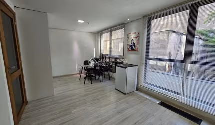 Sala comercial à venda na Rua Vinte e Quatro de Outubro, 650, Independência, Porto Alegre, 35 m2 por R$ 290.000