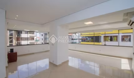 Cobertura com 3 quartos à venda na Rua Joaquim G. de Campos Netto, 72, Jardim Itu Sabará, Porto Alegre, 240 m2 por R$ 1.100.000