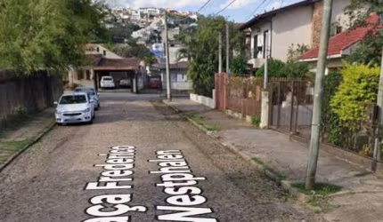 Casa com 2 quartos à venda na Praça Frederico Westphalen, 75, Cavalhada, Porto Alegre, 50 m2 por R$ 450.000