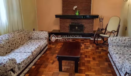 Casa em condomínio fechado com 3 quartos à venda na Rua Artigas, 214, Petrópolis, Porto Alegre, 312 m2 por R$ 954.000