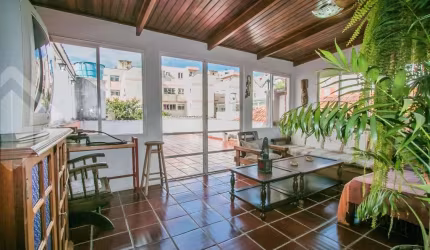 Casa em condomínio fechado com 4 quartos à venda na Rua São Francisco, 724, Santana, Porto Alegre, 300 m2 por R$ 860.000