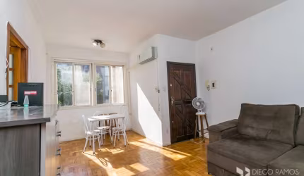 Apartamento com 2 quartos à venda na Rua Artur de Oliveira, 144, Partenon, Porto Alegre, 51 m2 por R$ 210.000