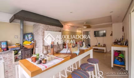 Casa em condomínio fechado com 4 quartos à venda na Avenida Assis Brasil, 1217, Passo da Areia, Porto Alegre, 430 m2 por R$ 1.800.000