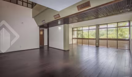 Casa em condomínio fechado com 5 quartos à venda na Rua Professor Ivo Corseuil, 344, Petrópolis, Porto Alegre, 333 m2 por R$ 1.100.000