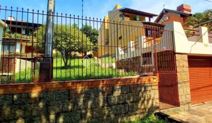 Casa com 3 quartos à venda na Rua Professor Frederico Guilherme Gaelzer, 65, Jardim do Salso, Porto Alegre, 130 m2 por R$ 450.000