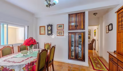 Casa com 3 quartos à venda na Rua Pedro Velho, 382, Partenon, Porto Alegre, 219 m2 por R$ 499.000