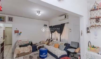 Apartamento com 2 quartos à venda na Avenida Protásio Alves, 1063, Rio Branco, Porto Alegre, 80 m2 por R$ 230.000