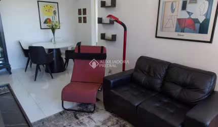 Apartamento com 2 quartos à venda na Rua Attílio Bilibio, 251, Jardim Carvalho, Porto Alegre, 54 m2 por R$ 546.000