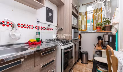 Apartamento com 1 quarto à venda na Rua Domingos Seguézio, 248, Vila Ipiranga, Porto Alegre, 32 m2 por R$ 165.000