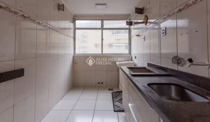 Apartamento com 2 quartos à venda na Rua Sapê, 750, Passo da Areia, Porto Alegre, 56 m2 por R$ 288.000