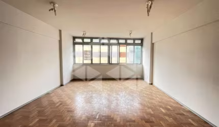 Sala comercial à venda na Praça Osvaldo Cruz, 15, Centro Histórico, Porto Alegre, 47 m2 por R$ 85.000