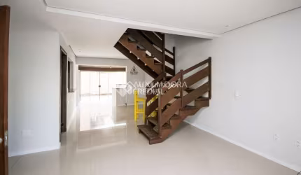 Casa em condomínio fechado com 4 quartos à venda na Rua Ponciano Pacheco da Silveira, 172, Guarujá, Porto Alegre, 186 m2 por R$ 498.000