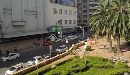 Apartamento com 3 quartos à venda na Rua Doutor Flores, 190, Centro Histórico, Porto Alegre, 64 m2 por R$ 380.000