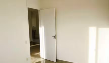 Apartamento com 3 quartos à venda na Rua Deodoro, 205, Mário Quintana, Porto Alegre, 43 m2 por R$ 212.000