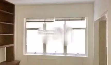 Apartamento com 1 quarto à venda na Avenida Borges de Medeiros, 652, Centro Histórico, Porto Alegre, 46 m2 por R$ 195.000