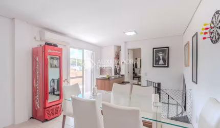 Cobertura com 3 quartos à venda na Rua Dário Totta, 514, Teresópolis, Porto Alegre, 144 m2 por R$ 450.000