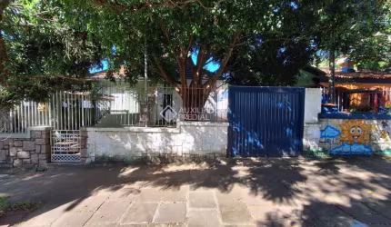 Casa em condomínio fechado com 3 quartos à venda na Avenida Engenheiro Ludolfo Boehl, 468, Teresópolis, Porto Alegre, 300 m2 por R$ 760.000
