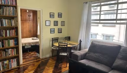 Apartamento com 3 quartos à venda na Rua Leão XIII, 60, Cidade Baixa, Porto Alegre, 82 m2 por R$ 380.000