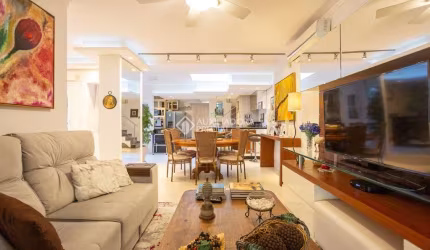 Casa em condomínio fechado com 3 quartos à venda na Avenida José Gertum, 248, Chácara das Pedras, Porto Alegre, 189 m2 por R$ 1.690.000