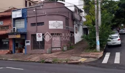 Prédio à venda na Rua Vítor Hugo, 10, Petrópolis, Porto Alegre, 157 m2 por R$ 950.000