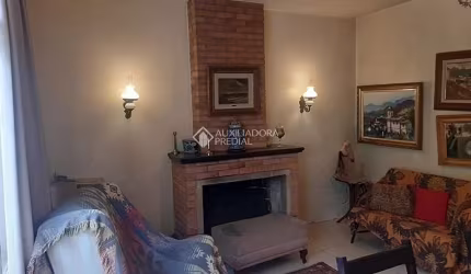 Casa com 3 quartos à venda na Rua Sargento Nicolau Dias de Farias, 50, Tristeza, Porto Alegre, 212 m2 por R$ 1.050.000