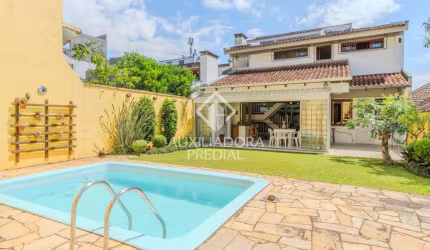 Casa com 3 quartos à venda na Rua Lindolfo Color, 65, Medianeira, Porto Alegre, 281 m2 por R$ 945.000
