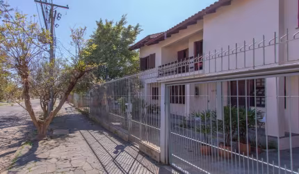 Casa com 4 quartos à venda na Rua Onze de Agosto, 257, São João, Porto Alegre, 150 m2 por R$ 895.000