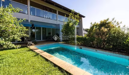 Casa com 3 quartos à venda na Rua Guato, 111, Vila Assunção, Porto Alegre, 460 m2 por R$ 2.500.000