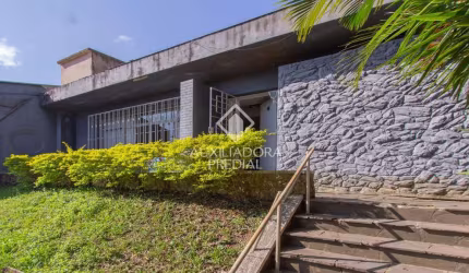 Casa com 4 quartos à venda na Avenida Pereira Passos, 236, Vila Assunção, Porto Alegre, 320 m2 por R$ 1.890.000