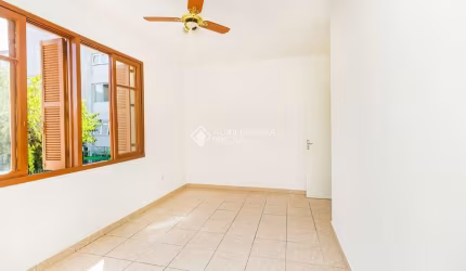 Apartamento com 2 quartos à venda na Rua Dona Eugênia, 504, Santa Cecília, Porto Alegre, 89 m2 por R$ 270.000