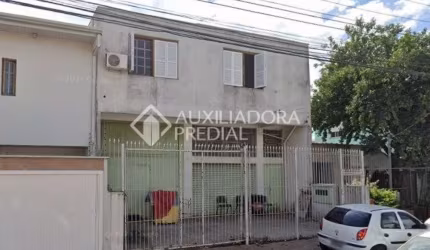 Barracão / Galpão / Depósito à venda na Travessa Doutor Heinzelmann, 69, Navegantes, Porto Alegre, 500 m2 por R$ 1.350.000
