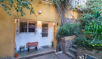 Casa em condomínio fechado com 3 quartos à venda na Rua Ferreira Viana, 751, Petrópolis, Porto Alegre, 180 m2 por R$ 770.000