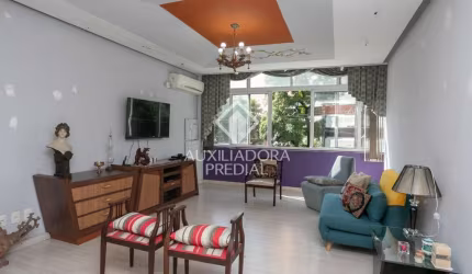 Apartamento com 2 quartos à venda na Avenida Borges de Medeiros, 1141, Centro Histórico, Porto Alegre, 125 m2 por R$ 450.000
