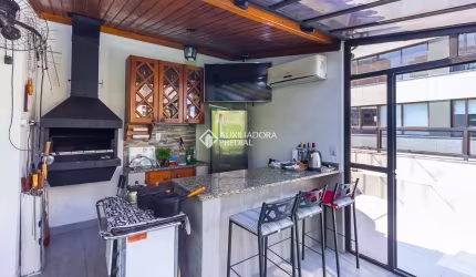 Cobertura com 3 quartos à venda na Avenida Lageado, 1370, Petrópolis, Porto Alegre, 180 m2 por R$ 700.000