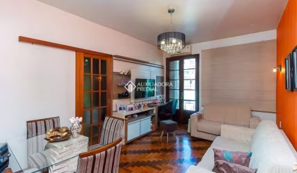 Apartamento com 2 quartos à venda na Avenida Benjamin Constant, 969, São João, Porto Alegre, 75 m2 por R$ 289.000