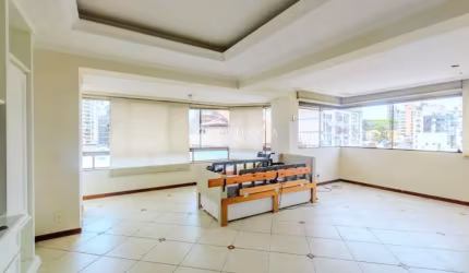 Cobertura com 2 quartos à venda na Rua Pedro Weingartner, 194, Rio Branco, Porto Alegre, 222 m2 por R$ 1.350.000