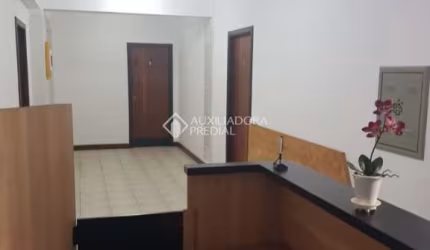 Ponto comercial à venda na Rua Gabriel Mascarello, 100, Teresópolis, Porto Alegre, 138 m2 por R$ 620.000