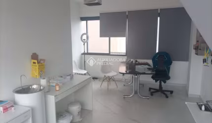 Sala comercial à venda na Rua Vinte e Quatro de Outubro, 1600, Independência, Porto Alegre, 59 m2 por R$ 249.000