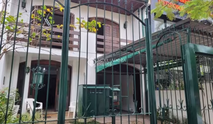 Casa com 5 quartos à venda na Rua Felipe de Oliveira, 596, Petrópolis, Porto Alegre, 400 m2 por R$ 1.990.000